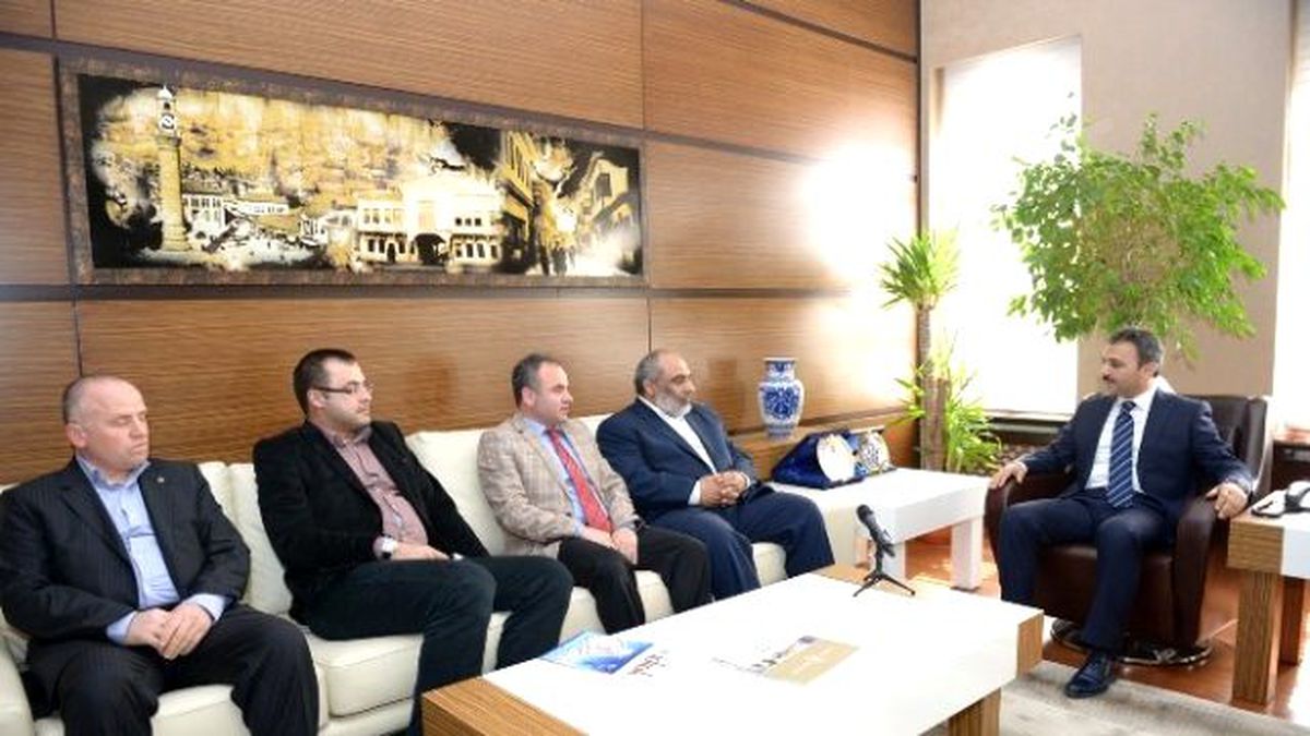 İhh Başkanı Yıldırım\'dan Başkan Külcü\'ye Ziyaret