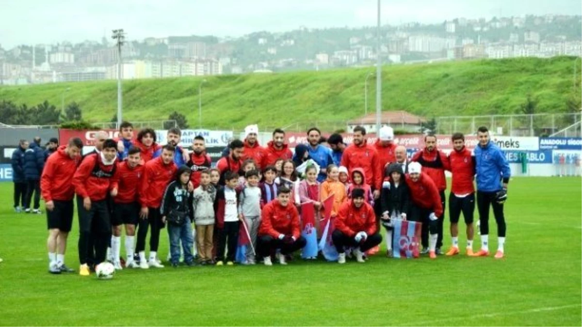 Trabzonspor, Yağmur Altında Çalıştı