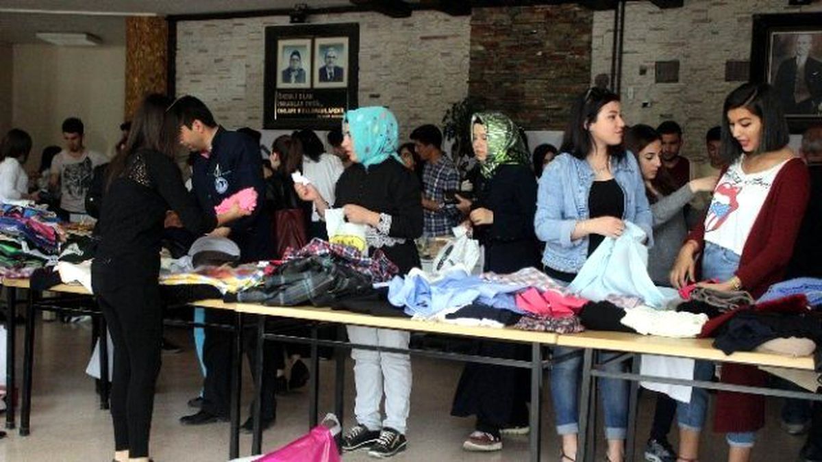Üniversite Öğrencilerinden Anlamlı Kermes
