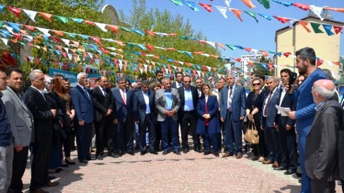 Yeşilyurt Belediyesi, Geri Dönüşüm Evleri ile Farkındalık Oluşturuyor