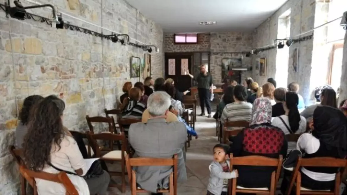 Zeytin Çekirdekleri Velilerine Psikolojik Seminer Verildi