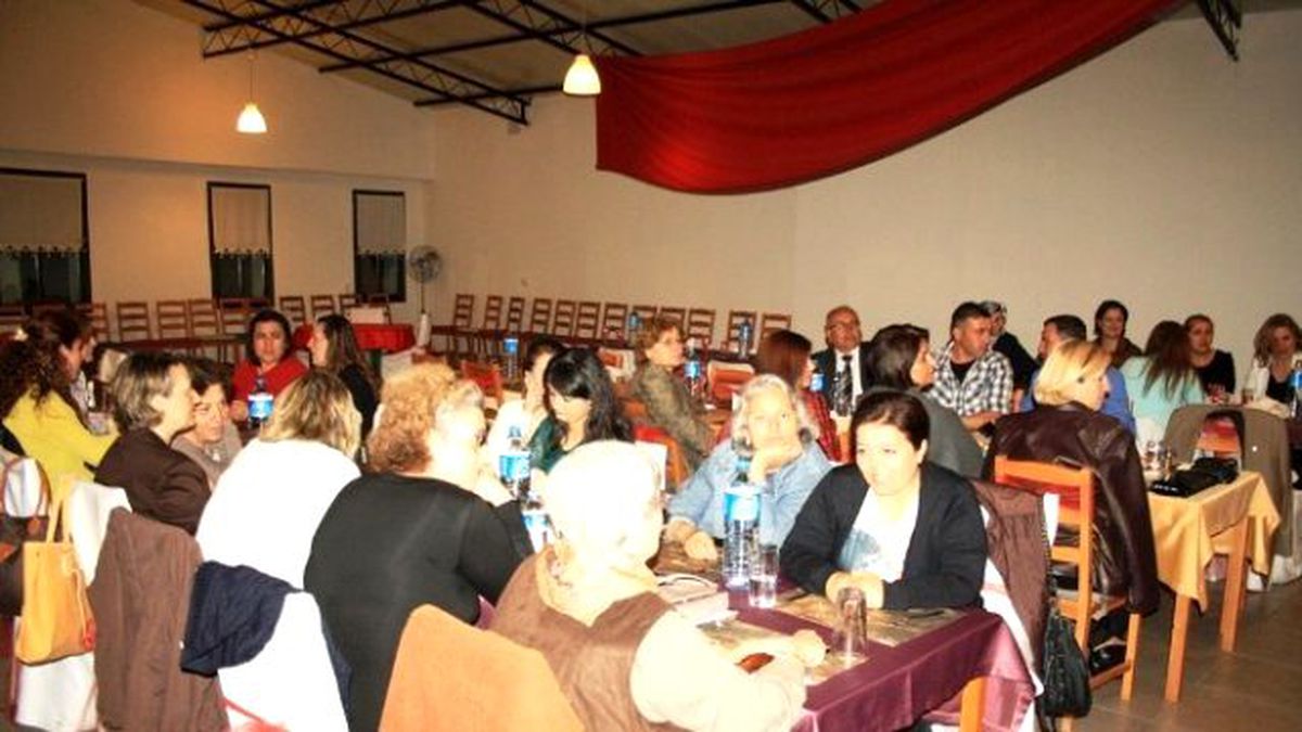 Adak\'tan Anlamlı Gece