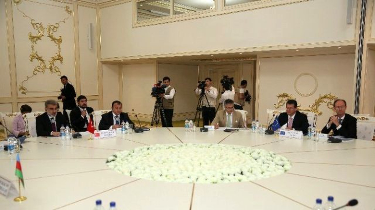 Bakan Yıldız: "Enerji Güvenliği Konusunda AB Ülkeleri, Türkmenistan, Azerbaycan ve Türkiye\'ye Düşen...