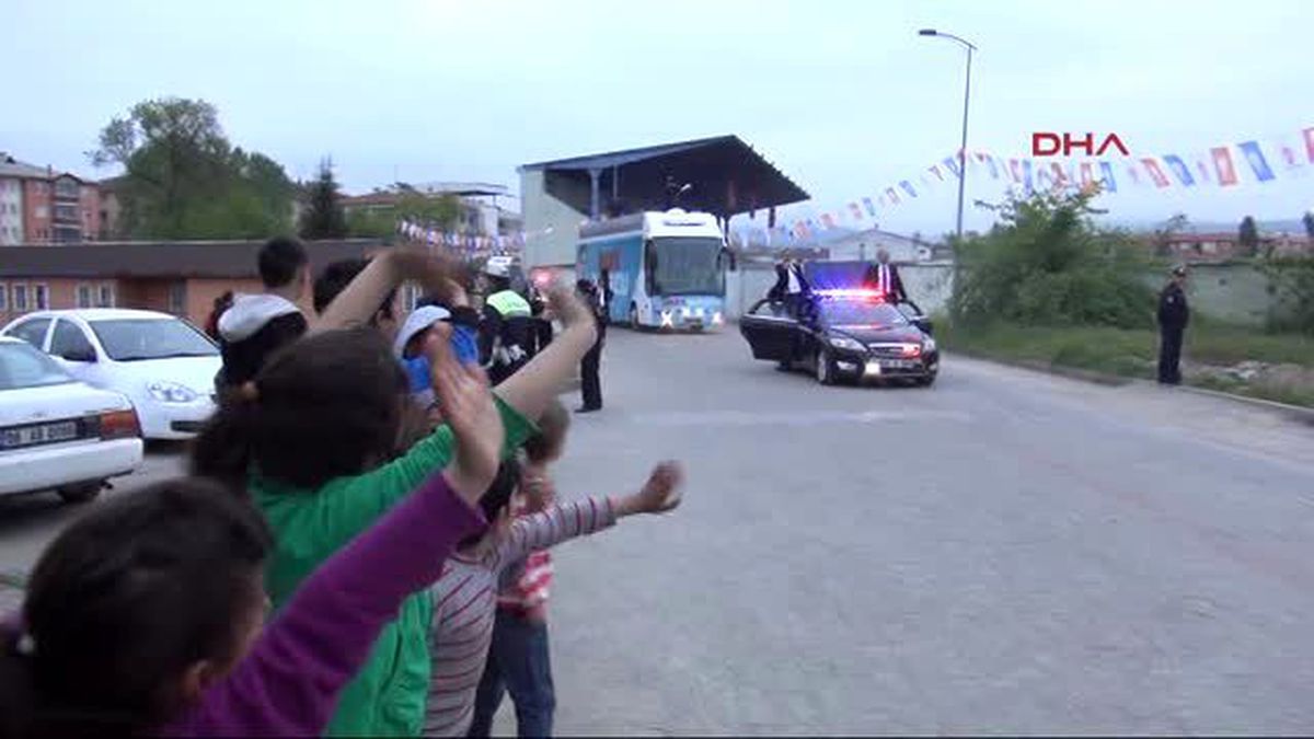Bartın - Davutoğlu: Yeni Anayasa ile Sistemi Değiştirmeye Var Mısınız?