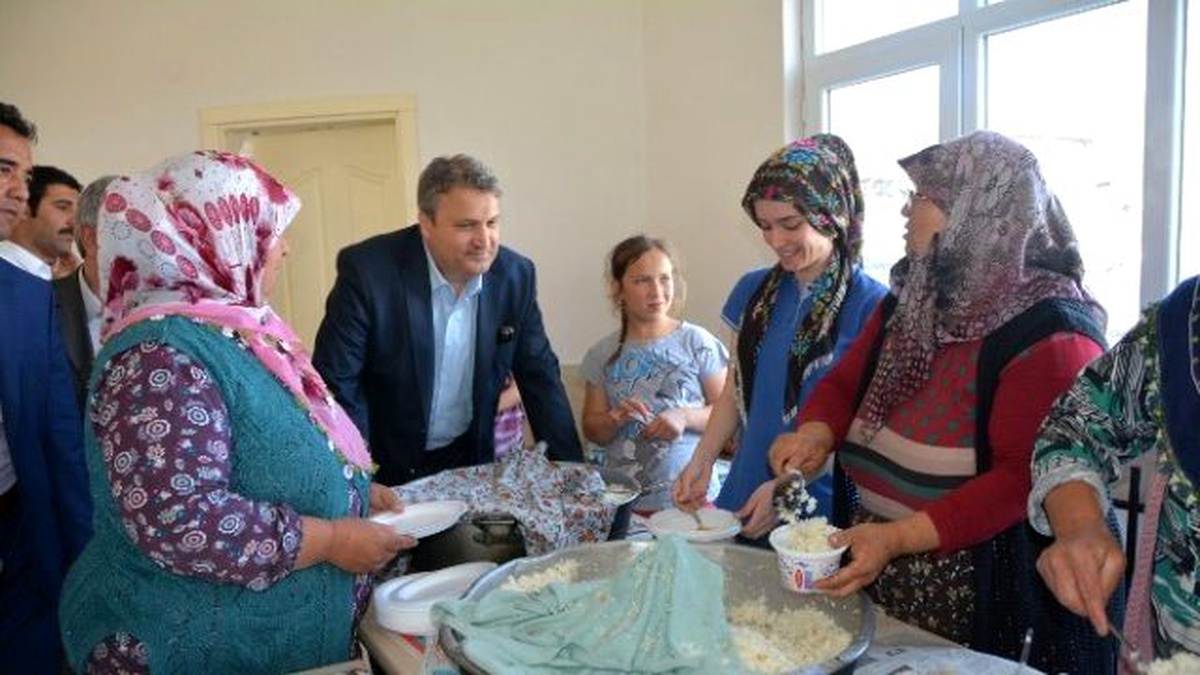 Başkan Çerçi Yağcılar Mahallesinde Vatandaşlar ile Buluştu