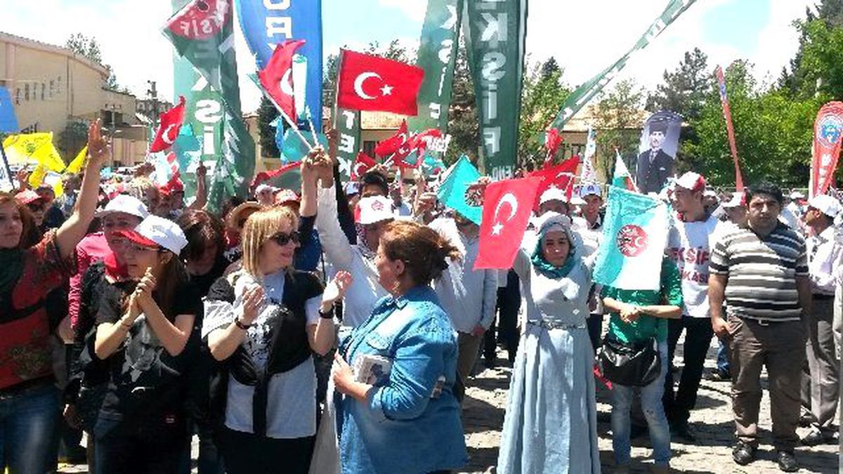 1 Mayıs'ta yüzünü kapatan yandı