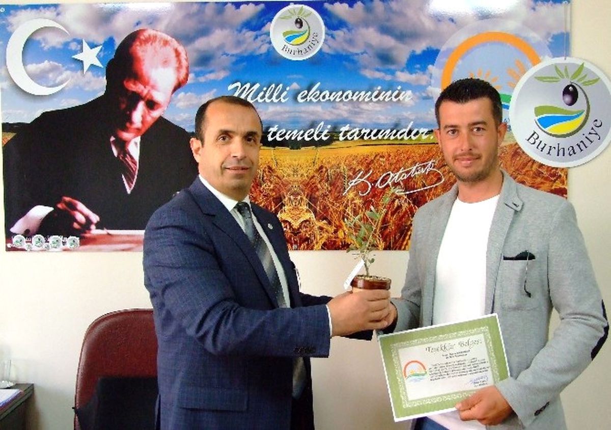 Burhaniye\'de Ödüllü Zeytinciye Müdür Teşekkürü