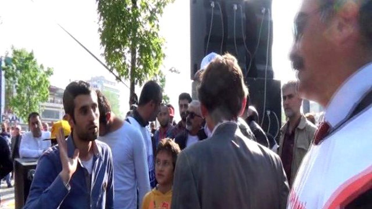 Bursa\'da İşçilerle Tertip Komitesi Arasında Gerginlik
