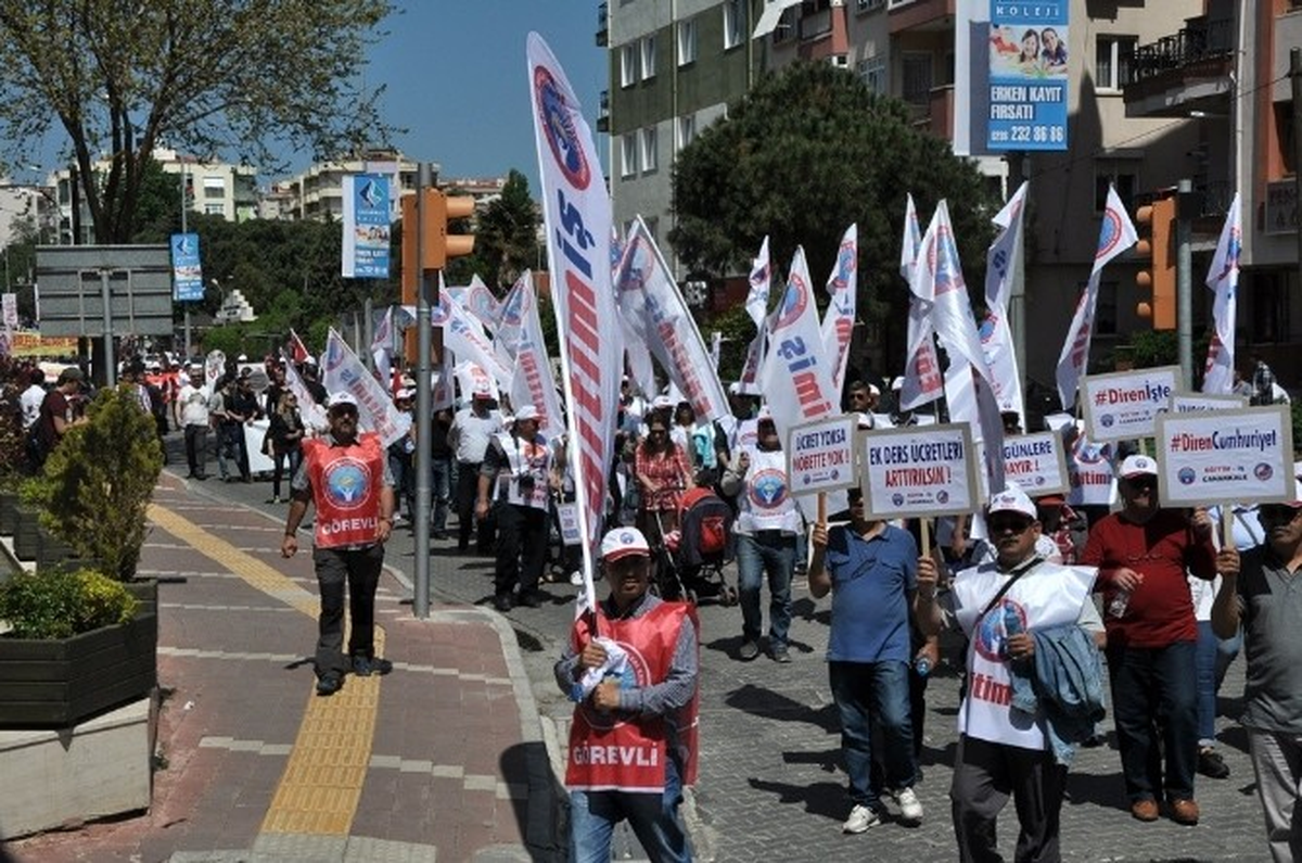 Çanakkale\'de 1 Mayıs Kutlaması