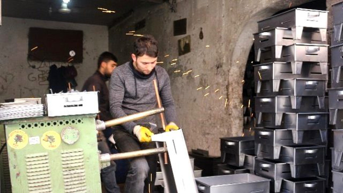 Diyarbakır\'da Bazı İşçiler 1 Mayıs\'ı Çalışarak Geçirdi