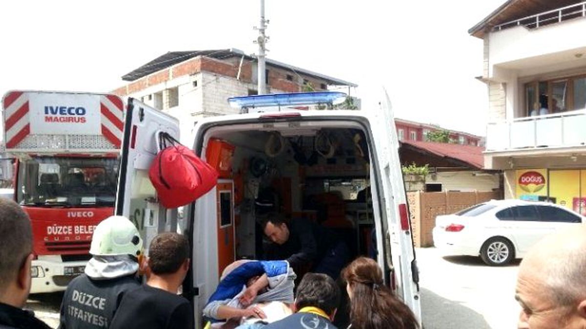 Dört Katlı Binada İntihar Girişimi