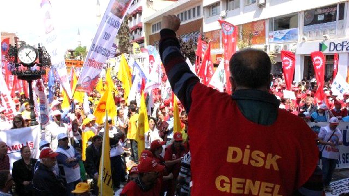 Edirne\'de 1 Mayıs İşçi Bayramı Coşkuyla Kutlandı