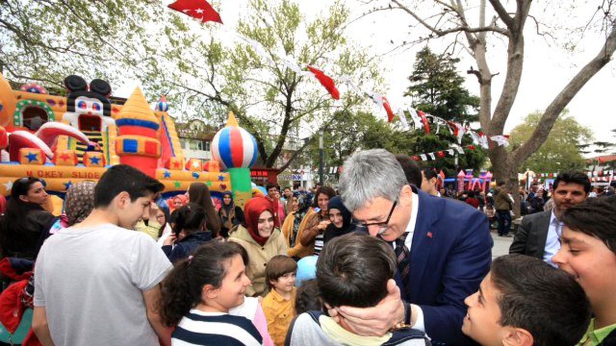Gölcük\' de Muhteşem 23 Nisan Şenliği