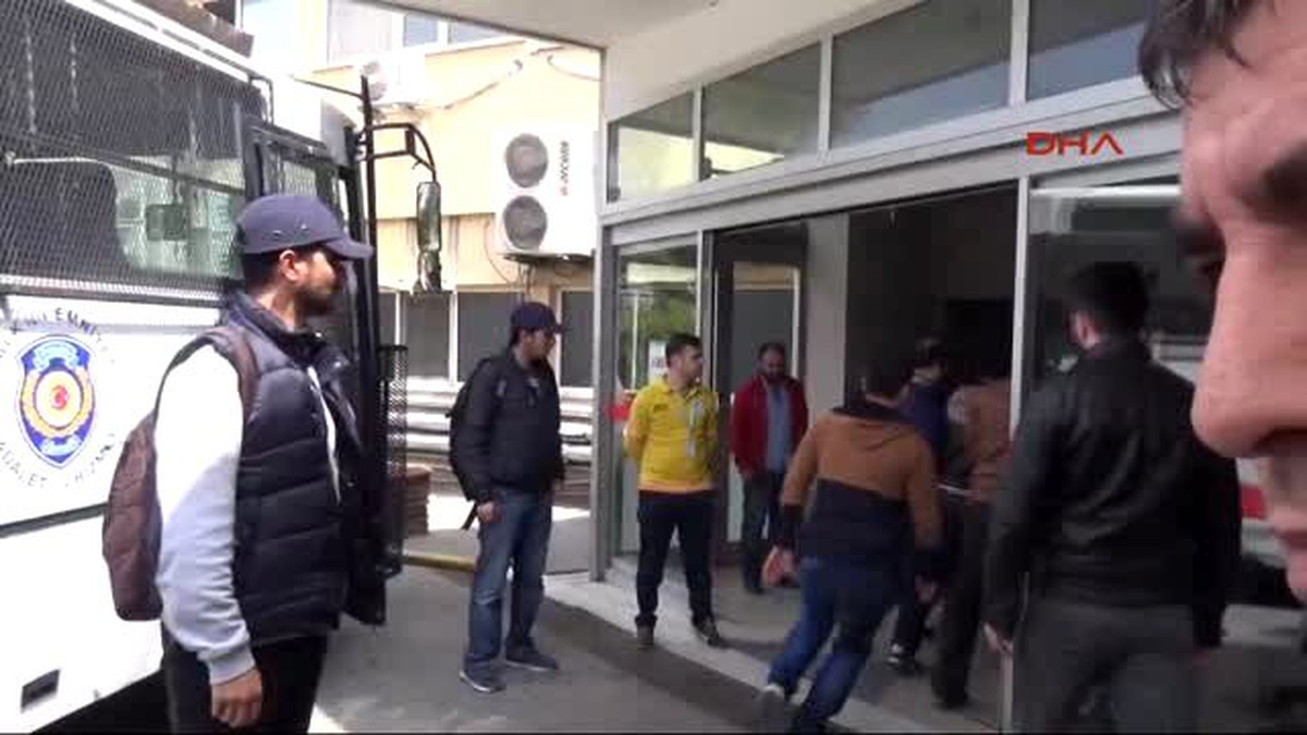 Gözaltına Alınan 14 Kişi Sağlık Kontrolünden Geçirildi
