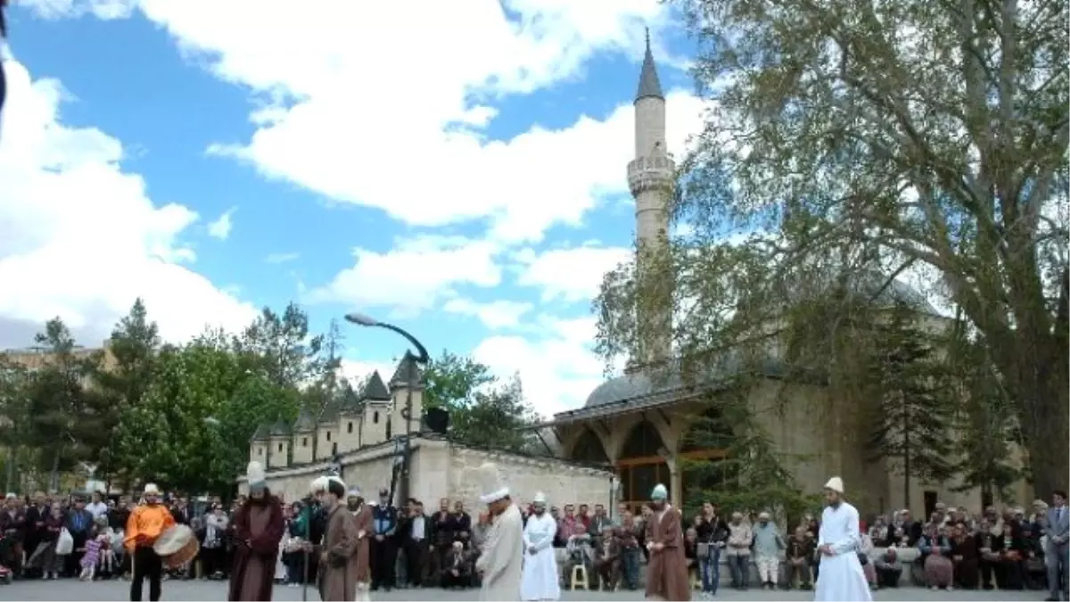 Hz. Mevlana Yarın Temsili Törenle Konya\'ya Uğurlanacak