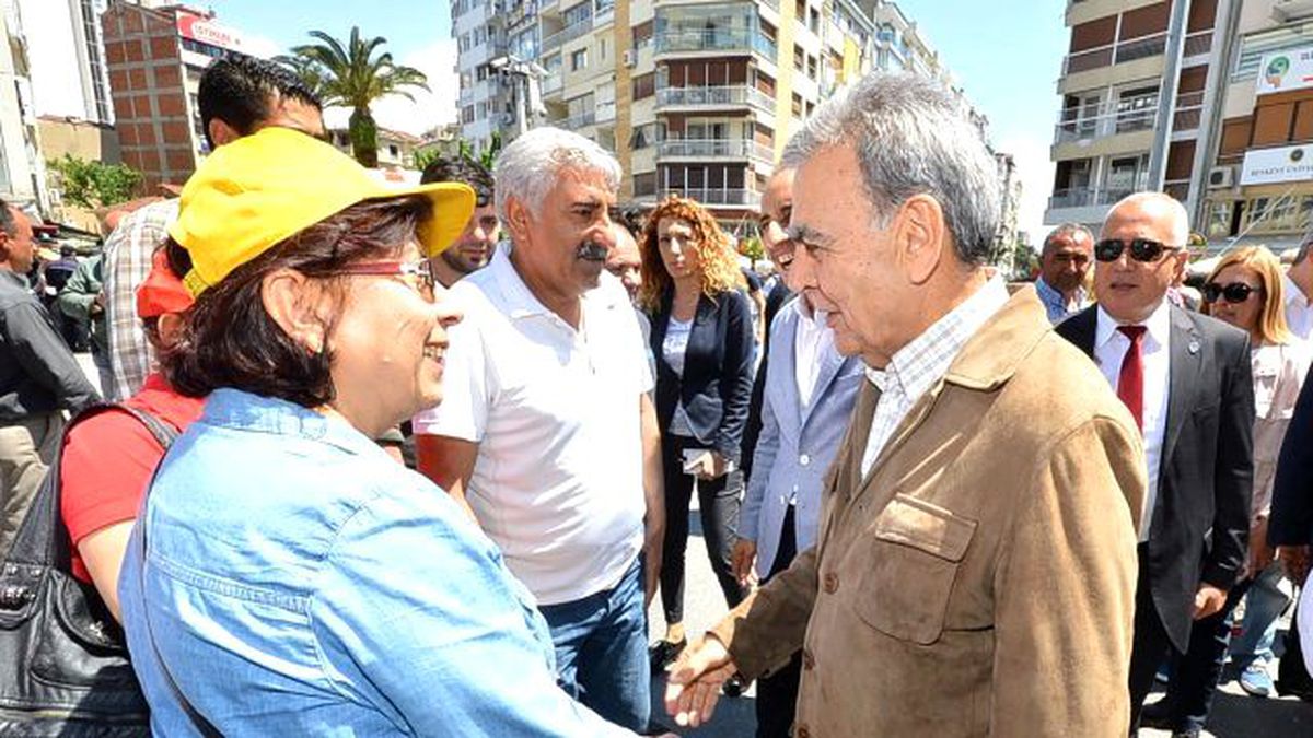 İzmir\'de "1 Mayıs" Coşkusu Başkan Kocaoğlu Emekçilerle
