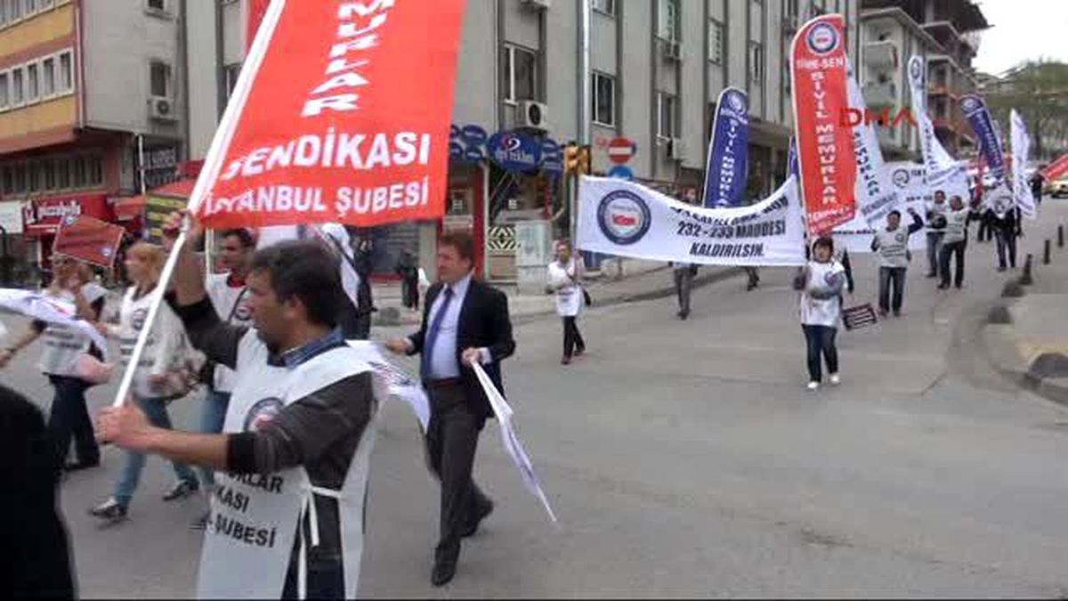 Kadıköy\'de 1 Mayıs Kutlaması.