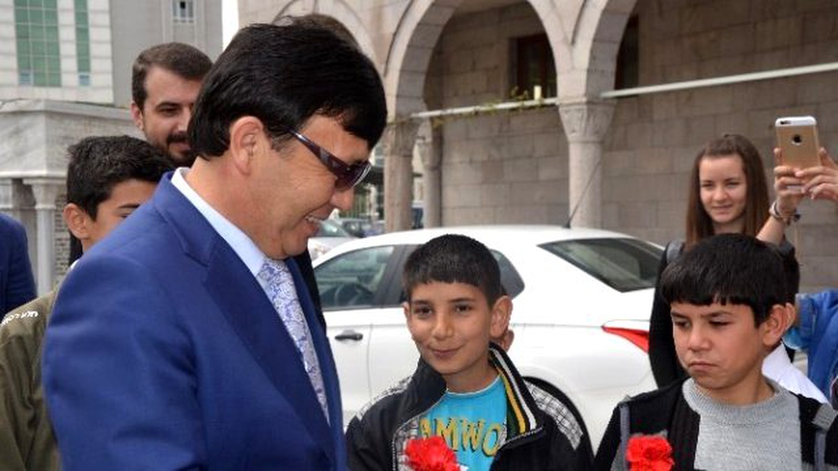 Kırgızistan Cumhuriyeti Ankara Büyükelçisi Dzhunusov\'dan Kayders\'e Ziyaret