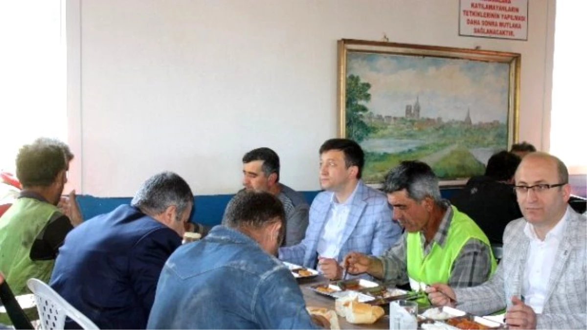 Milletvekili Hamza Dağ 1 Mayıs\'ta İşçilerle Buluştu