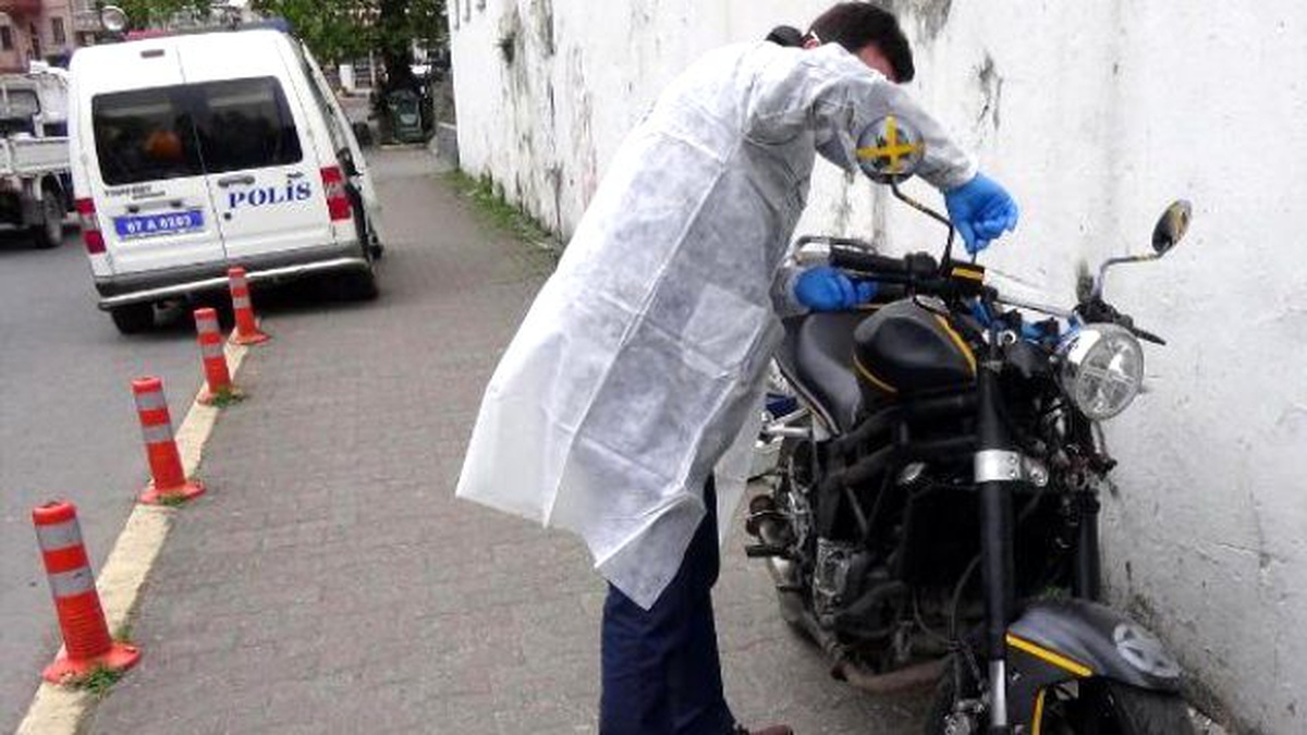 Motosikleti Çalıştıramayınca Bırakıp Kaçtılar
