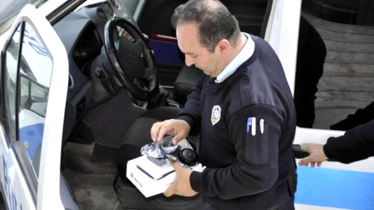 Oğlu Çaldığı İki Tableti Beğenmeyen Hırsız, Üçüncüyü Çalarken Yakalandı