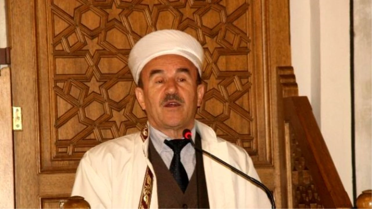 Prof. Dr. Ramazan Ayvallı Yozgat\'ta Cuma Vaazı Verdi