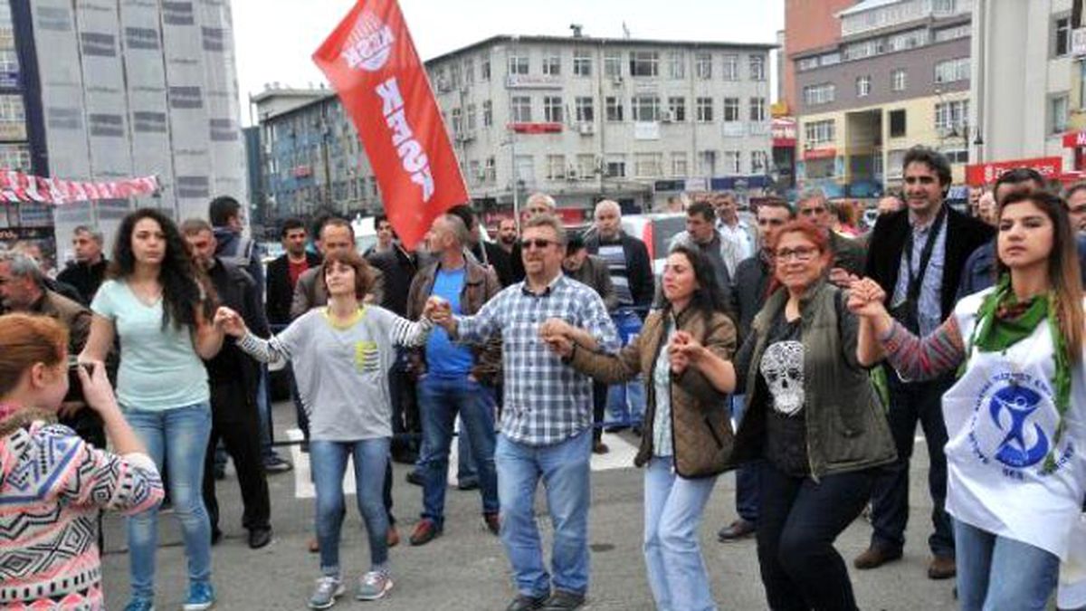 Rize\'de Horonlu 1 Mayıs Kutlaması