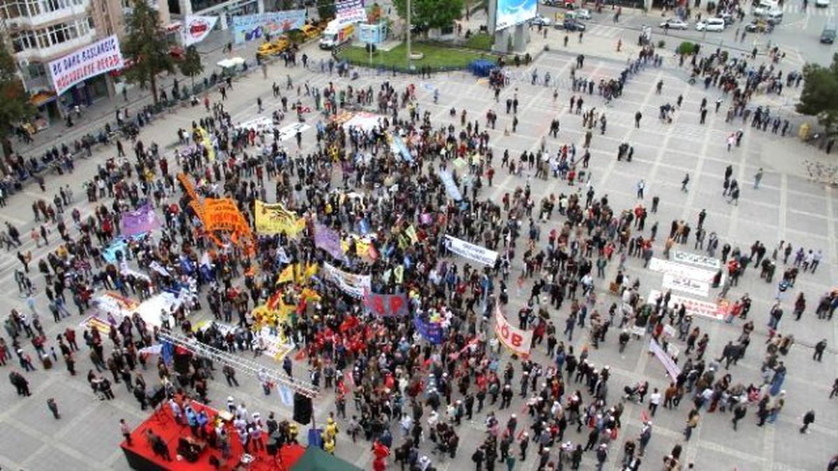 Samsun\'da 1 Mayıs Renkli Kutlandı