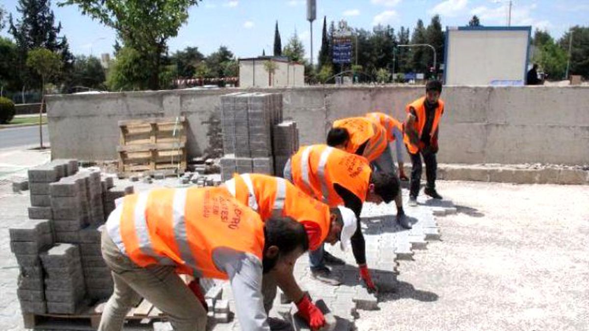 Şanlıurfa\'da Taşeron İşçiler 1 Mayıs\'ta da Çalıştı