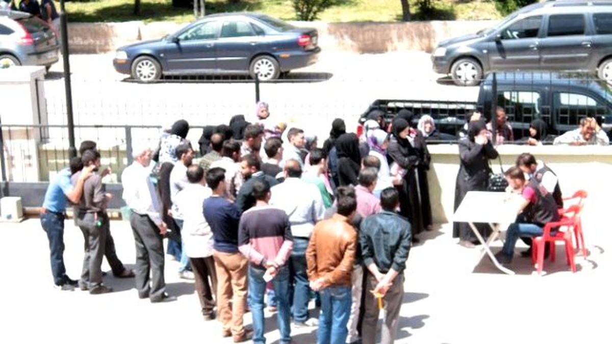 Suriyeli Ailelere Yardım Kartları Dağıtılıyor