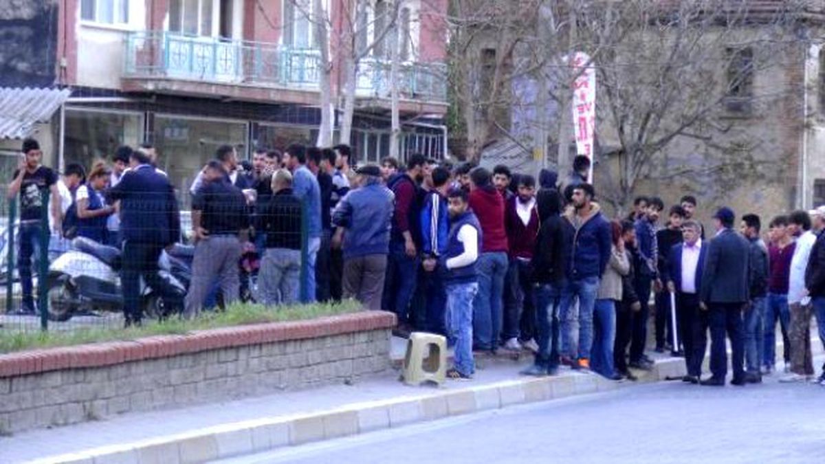 Uşak\'ta 1 Mayıs Kutlaması Sonrası Gerginlik (2)