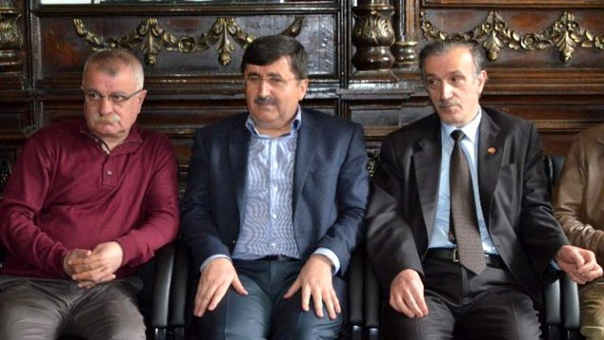 Vali Abdil Celil Öz, Gazeteciler Cemiyeti\'nde Konuştu