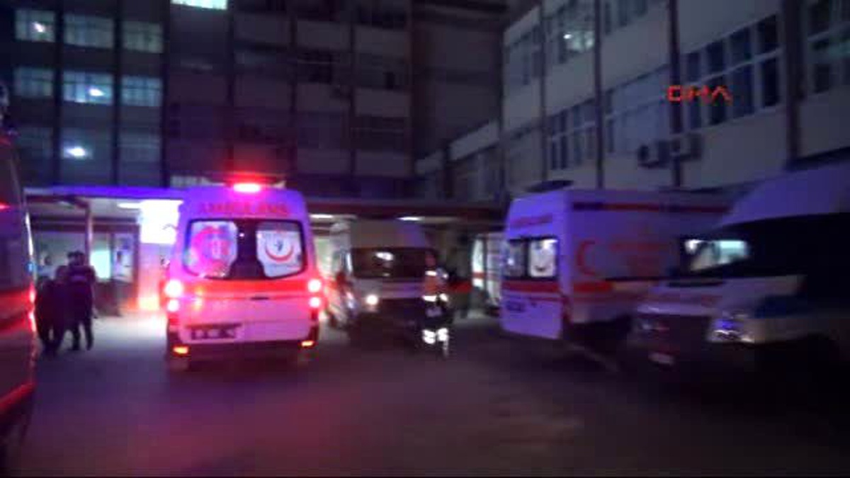 Adana Otomobilin Çarptığı Polis Yaralandı
