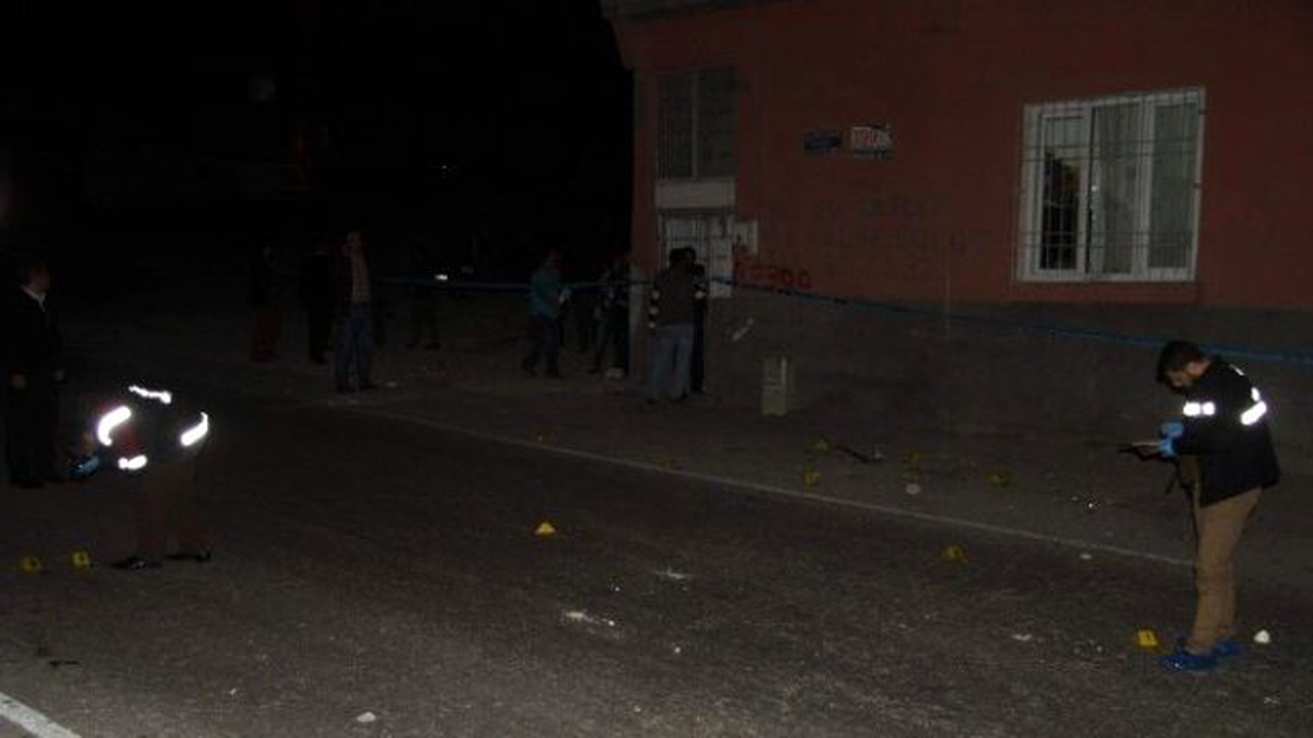 Aile Kavgasında Ortalık Savaş Alanına Döndü: 14 Yaralı