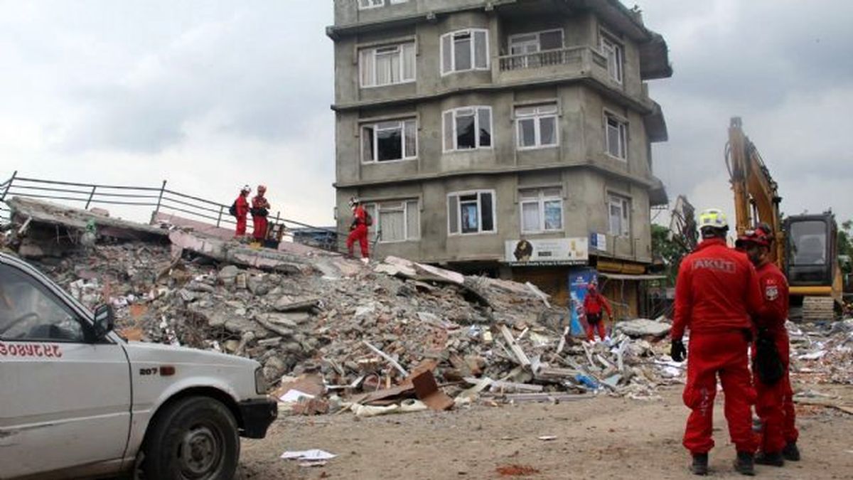 AKUT Ekibi Nepal\'den Döndü!