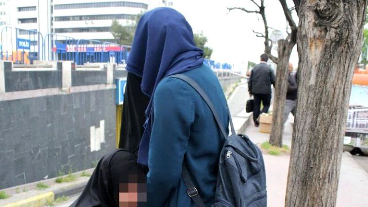 Başörtülü Kadınlara Sözlü Saldırıda Bulunan Kişi Kayıplara Karıştı