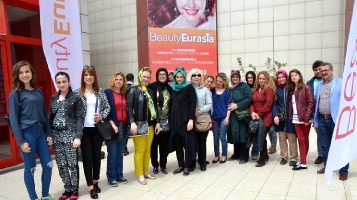 Biga\'lı Kuaförler Beauty Eurasia Fuarına Katıldı