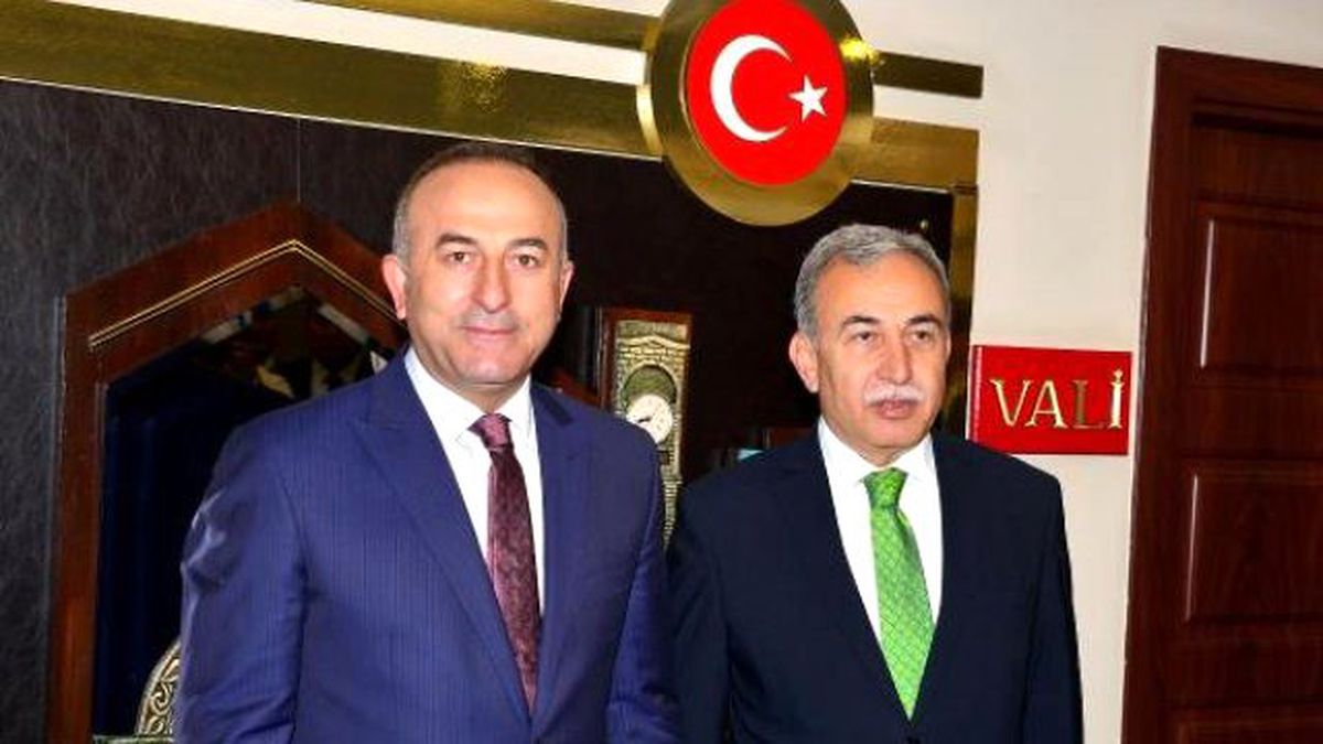 Çavuşoğlu: Sloganla, Irkçılıkla Milliyetçilik Olmaz