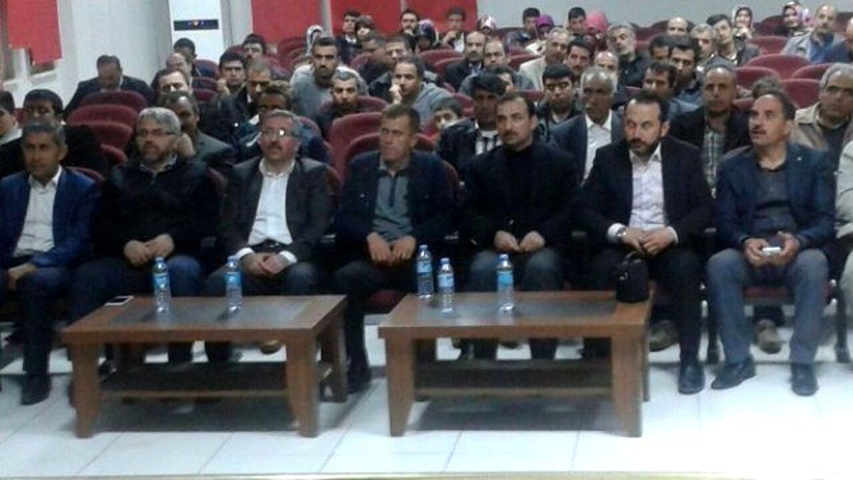 Çelikhan\'da Ahmet Davutoğlu\'nun Kitabı Tahlil Edildi