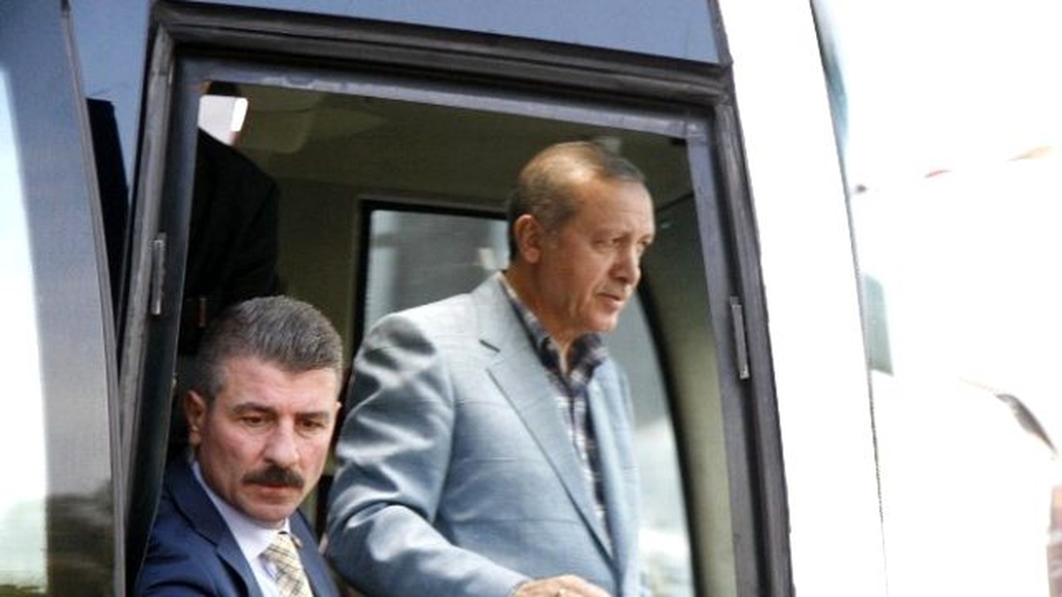 Cumhurbaşkanı Erdoğan Diyarbakır Valiliği\'ni Ziyaret Etti