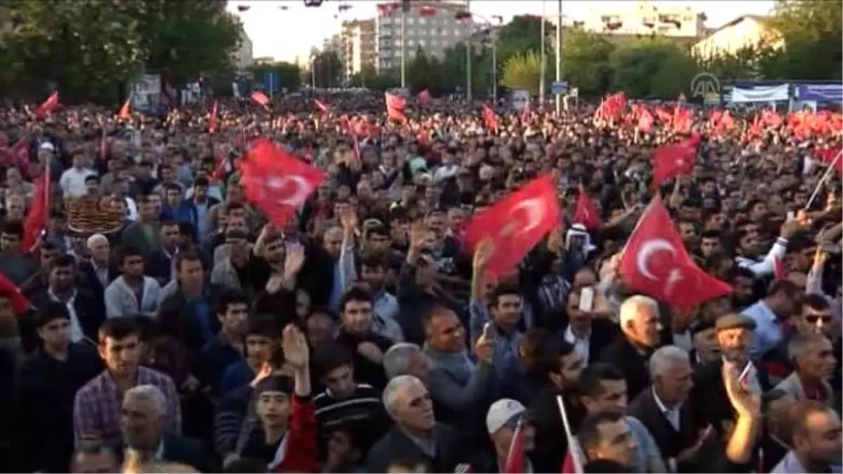 Cumhurbaşkanı Erdoğan: "Yanlış Politikalar ve Terör Örgütünün Vahşeti Bölge İnsanını İki Ateş...