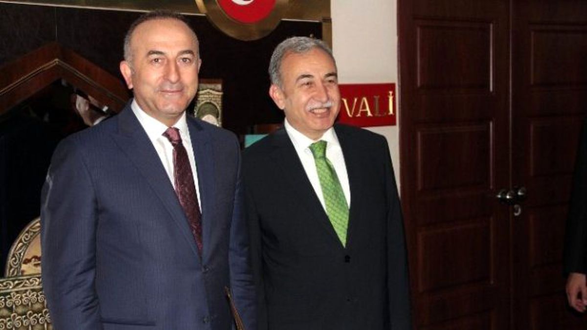 Dışişleri Bakanı Çavuşoğlu Adana\'da