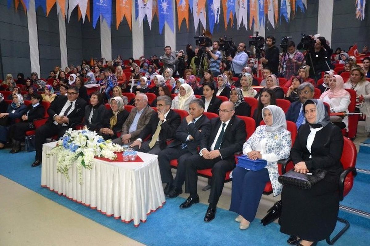 Enerji ve Tabii Kaynaklar Bakanı Yıldız\'dan Hdp Eş Genel Başkanı Demirtaş\'a Tepki