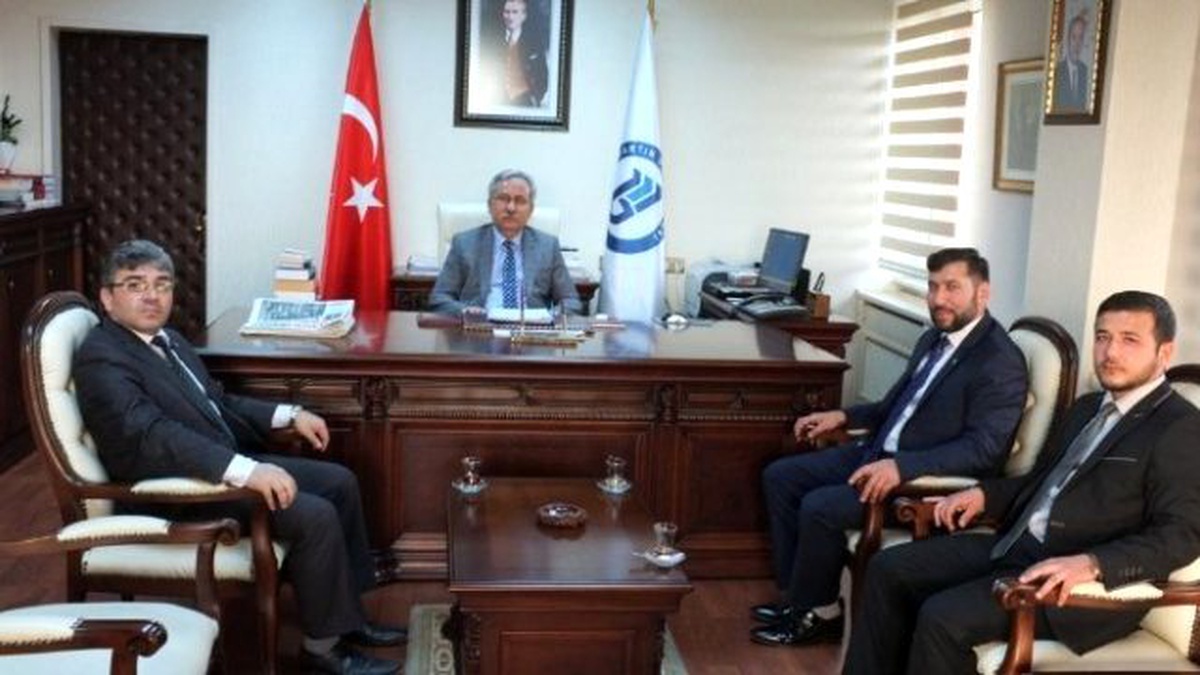 Ensar Vakfı Heyetinden Rektör Kaplana Ziyaret