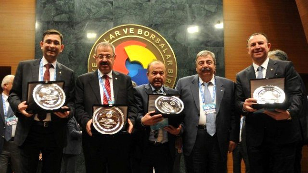 Gso TOBB Delegelerine Hizmet Şeref Belgesi ve Plaket Verildi