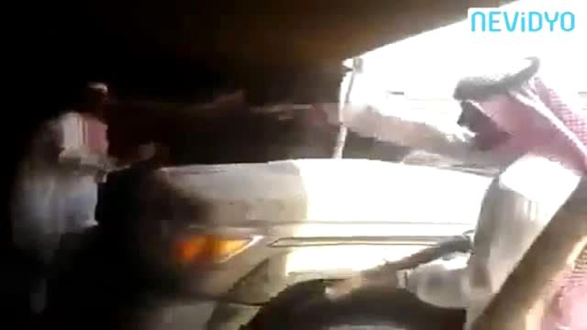 Kalaşnikof ile Arkadaşına Bunu Yaptı!