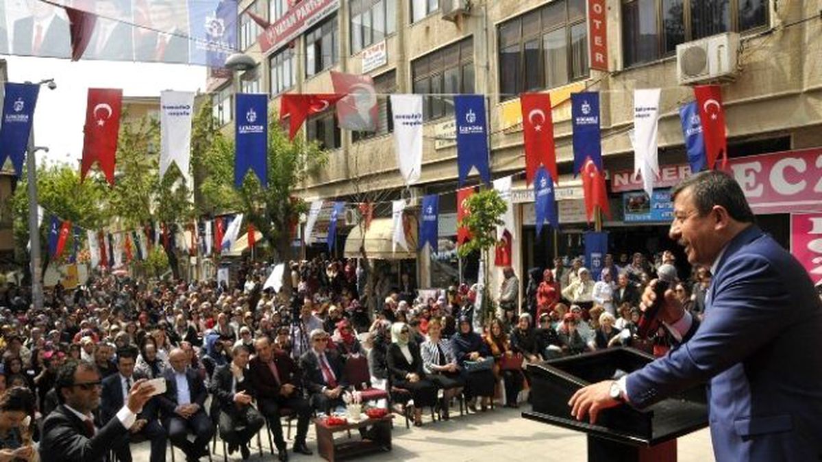 Ko-mek Darıca Yıl Sonu Sergisi Açıldı