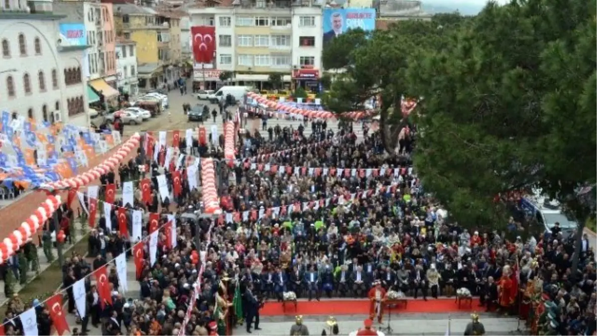 Perşembe Kent Meydanına Kavuştu