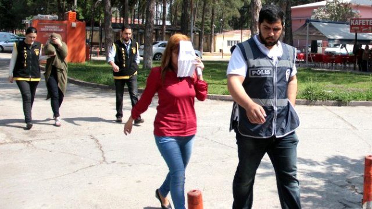 Polisten Müşteri Kılığında Fuhuş Baskını