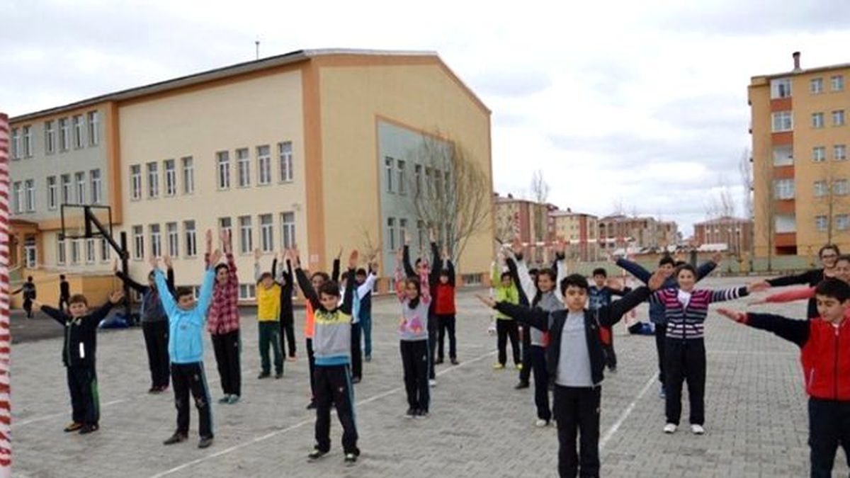 Sultan Alparslan Koleji, "Beslenme Dostu Okullar" Projesini Yürütüyor